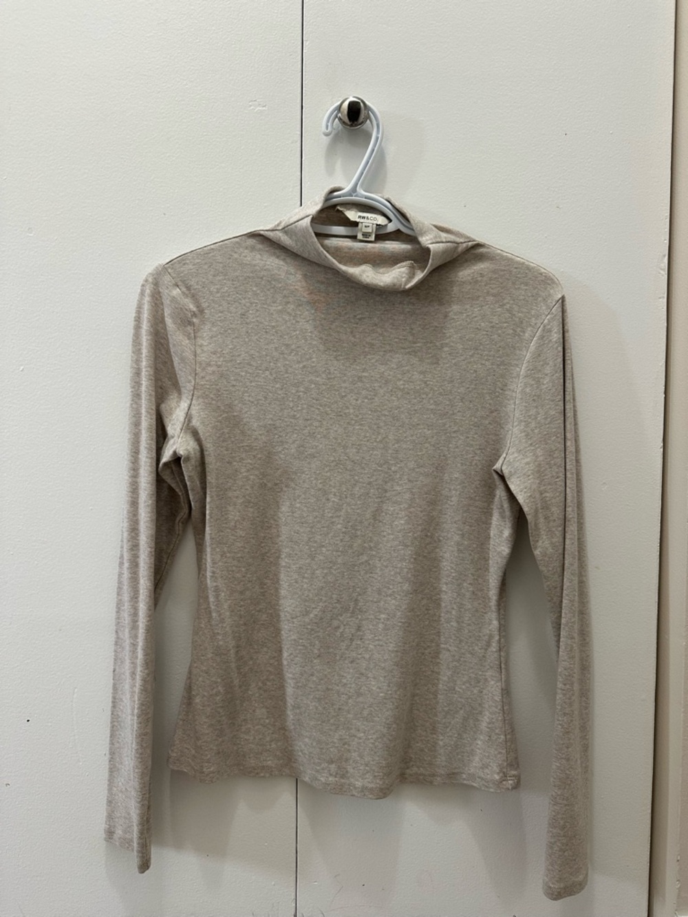 RW&CO. Women’s Long Sleeve Mock Neck Sweater in Beige
